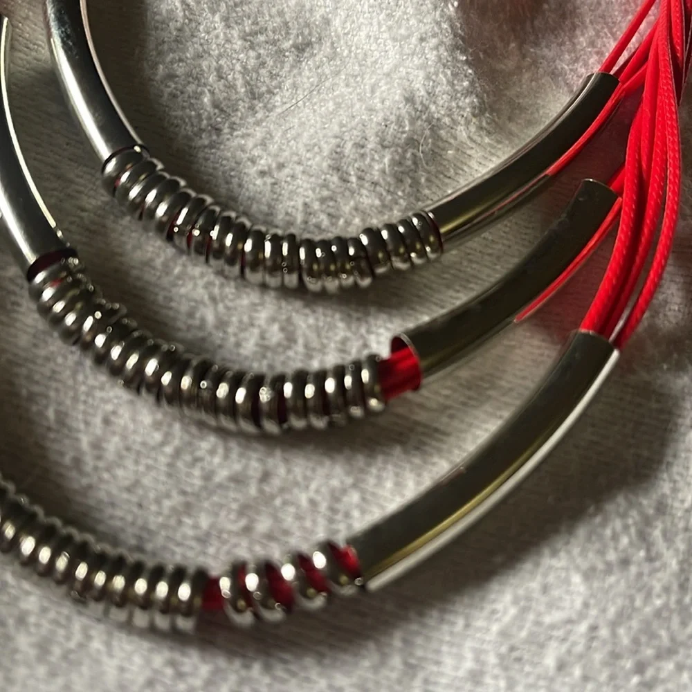 Modern Leather Red Rope Necklace & Earrings Set, NOS - Picture 3 of 3